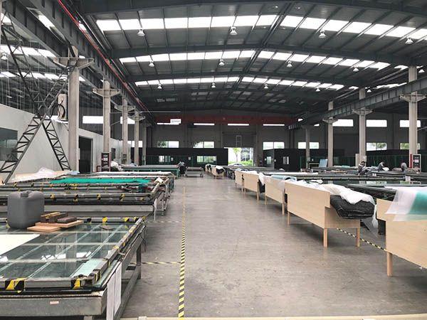 Modularizacja urządzeń do opryskiwania klejem z dwóch komponentów dla wygodnego eksportu 6