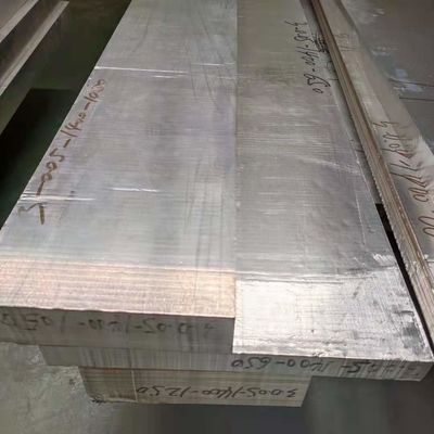 Blokowa aluminiowa siatka z pączkami wykorzystywana do budowy ściany zasłonowej