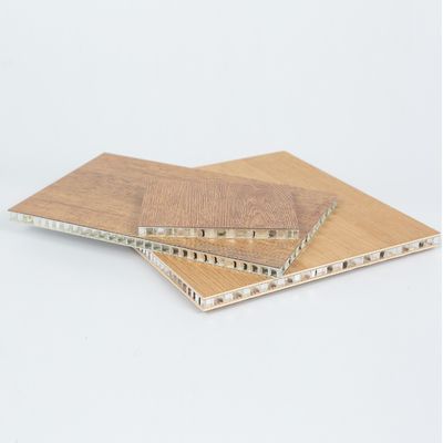 3003 Aluminiowe panele pęcherzowe z komórką pęcherzową o rozmiarze 8 mm i płaskości ≤ 0,5 mm