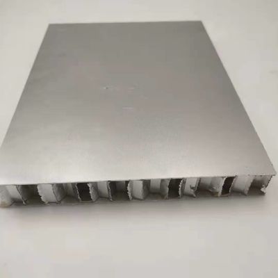 1300x2500mm Płyty podłogowe samolotów z pączkami miodnymi