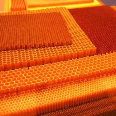 Dostosowalne 4,8 gęstości klasy lotniczej Aramid Miodnicza Rdzeń z odpornością chemiczną