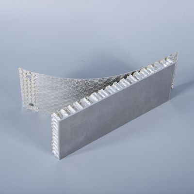 15mm 25mm 10mm Pvdf Aluminiowe panele z pączkami dla przemysłu lotniczego