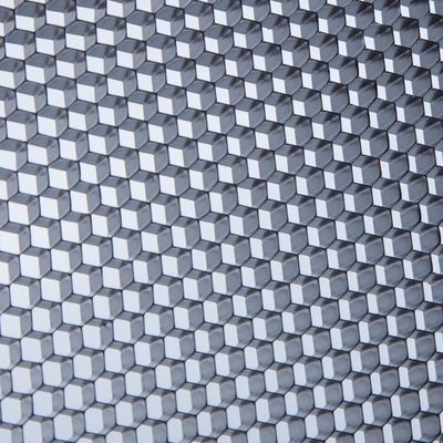 Normalny rozmiar komórki 3,20 mm Aluminiowa siatka z pszczół miodnych jest używana do LED Anti Glare