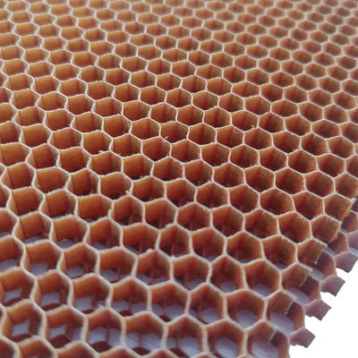 Odporny na ogień Aramid Honeycomb Core 3,2 mm Rozmiar komórki Dostosowywalna Różne grubość