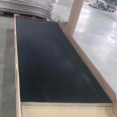 Nadmiarowy 2500mm Długość Aluminiowy rdzeń pąka pszczeli dla maszyny chemicznej Płytka wyprostowująca włókna