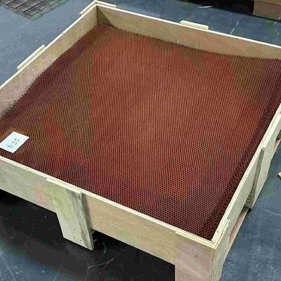 Grubość 5,2 mm Gęstość 56 elastyczny Nomex Honeycomb Core Plum Shaped Perforated Grid