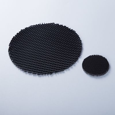 Okrągły czarny aluminiowy szczotka miodowa 2 mm długość boku