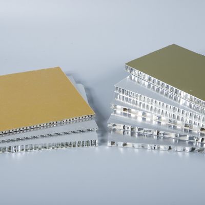 Al3003 Al5052 Aluminiowe panele ścienne 30 mm do dekoracji ścian zasłonowych