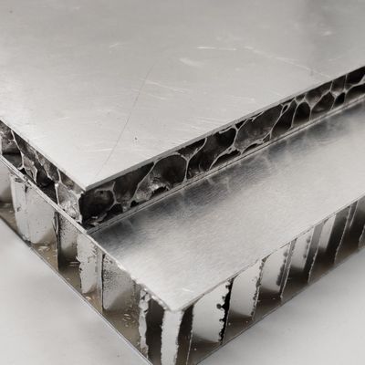 500x500mm Aluminiowe plamkowe panele rdzeniowe wysokiej wytrzymałości Superciśnienie