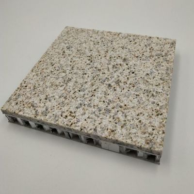 Marmurowy Kamień Płytki Miodnej 850x800mm Do Centrum Handlowego Toalety
